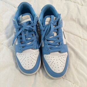Nike Dunk Low Retro Size 7.5 White/University‎ Blue Great Condition